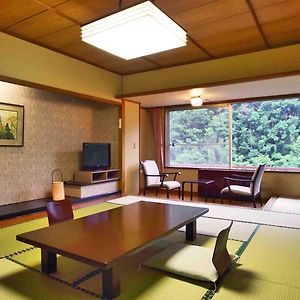 Japanese-Style Room