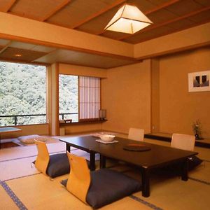 Japanese-Style Room